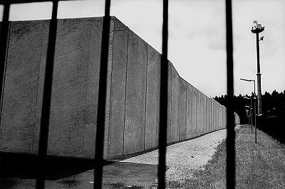 Justizvollzugsanstalt f�r Abschiebeh�ftlinge, B�ren